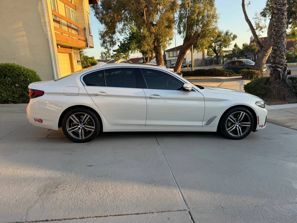 2021 BMW G30 5 Series Sedan - Image 8 of 16