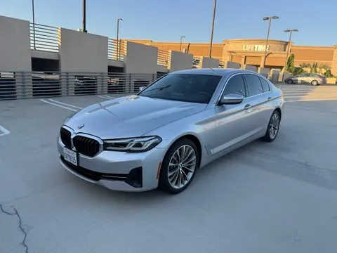 2021 BMW 530i