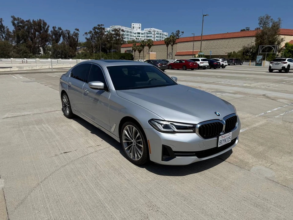 2021 BMW G30 5 Series Sedan - Image 4 of 12