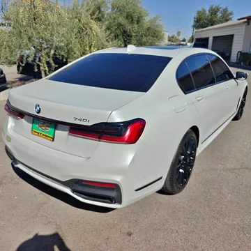 2021 BMW 7 Series 740i