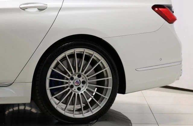 2021 BMW Alpina B7 - Image 10 of 12
