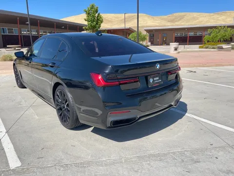 2021 BMW 740i M Sport Package