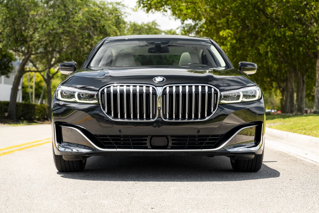 2021 BMW G11/G12 7 Series - Image 14 of 31