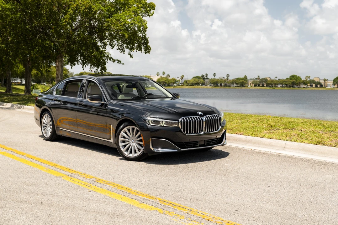 2021 BMW G11/G12 7 Series - Image 11 of 31