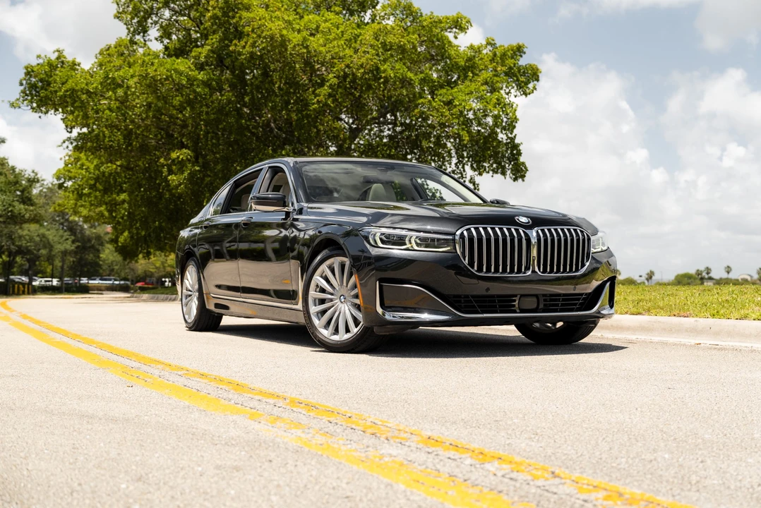 2021 BMW G11/G12 7 Series - Image 12 of 31