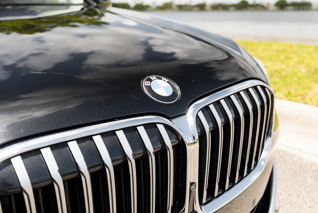2021 BMW G11/G12 7 Series - Image 17 of 31
