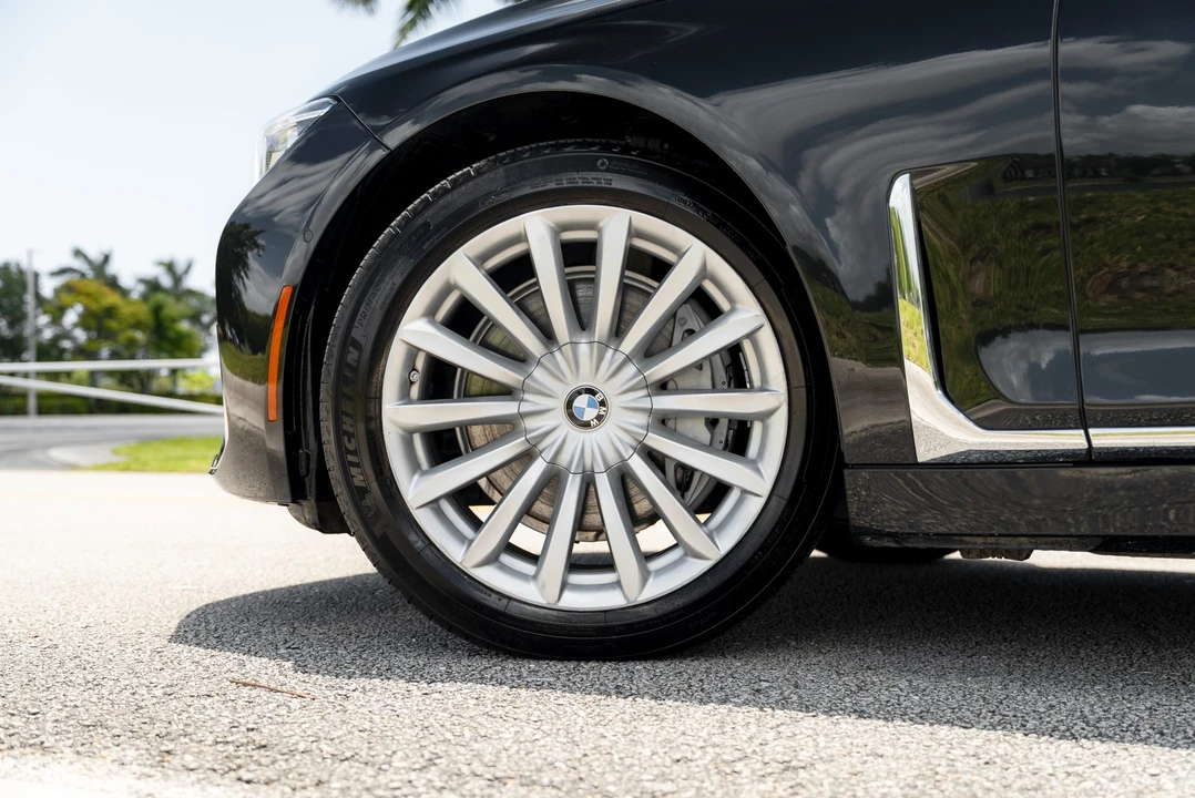 2021 BMW G11/G12 7 Series - Image 30 of 31