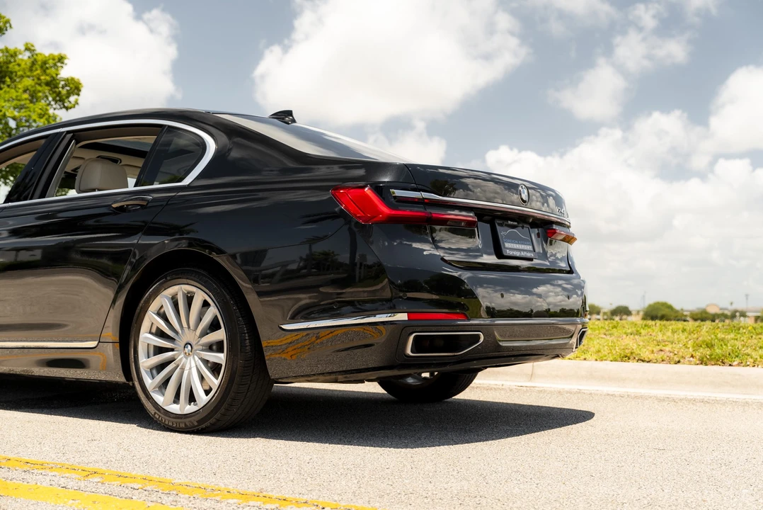 2021 BMW G11/G12 7 Series - Image 25 of 31