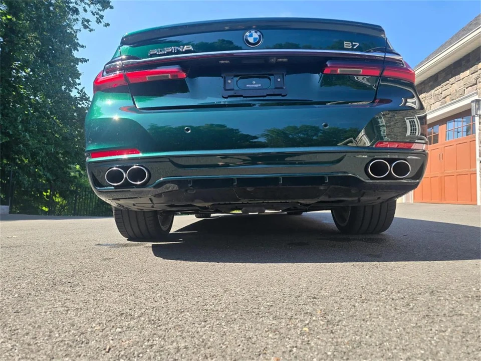 2021 BMW Alpina B7 - Image 10 of 31
