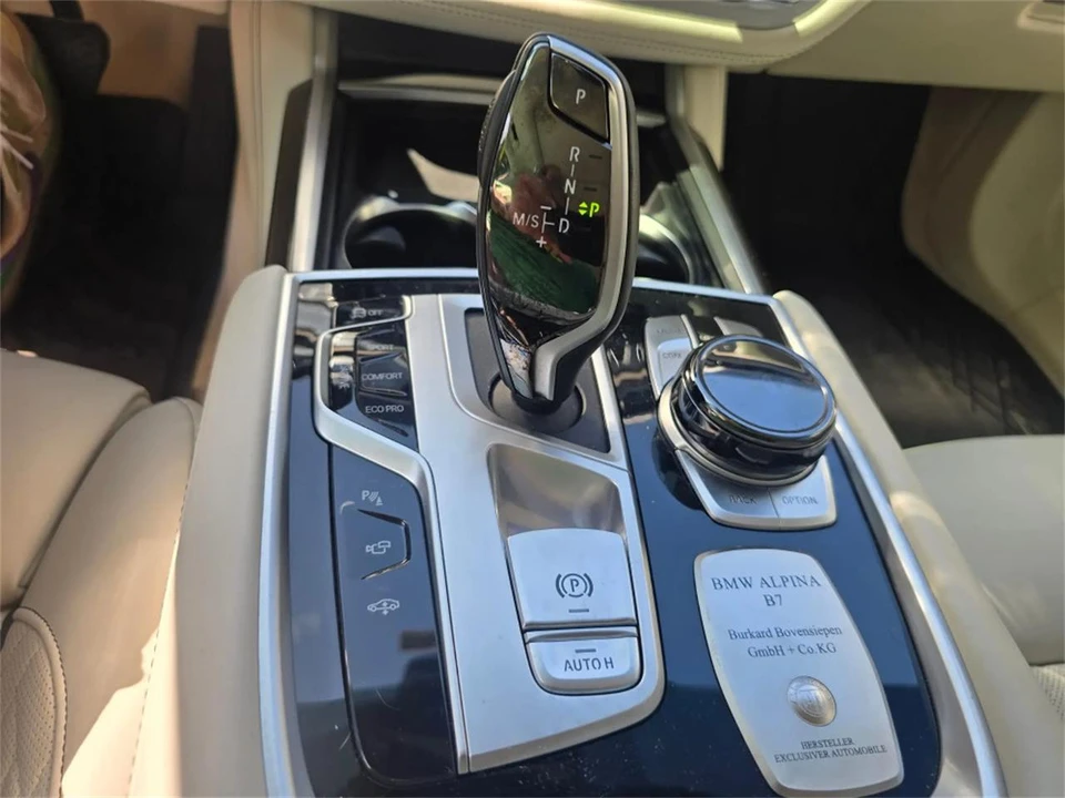 2021 BMW Alpina B7 - Image 21 of 31