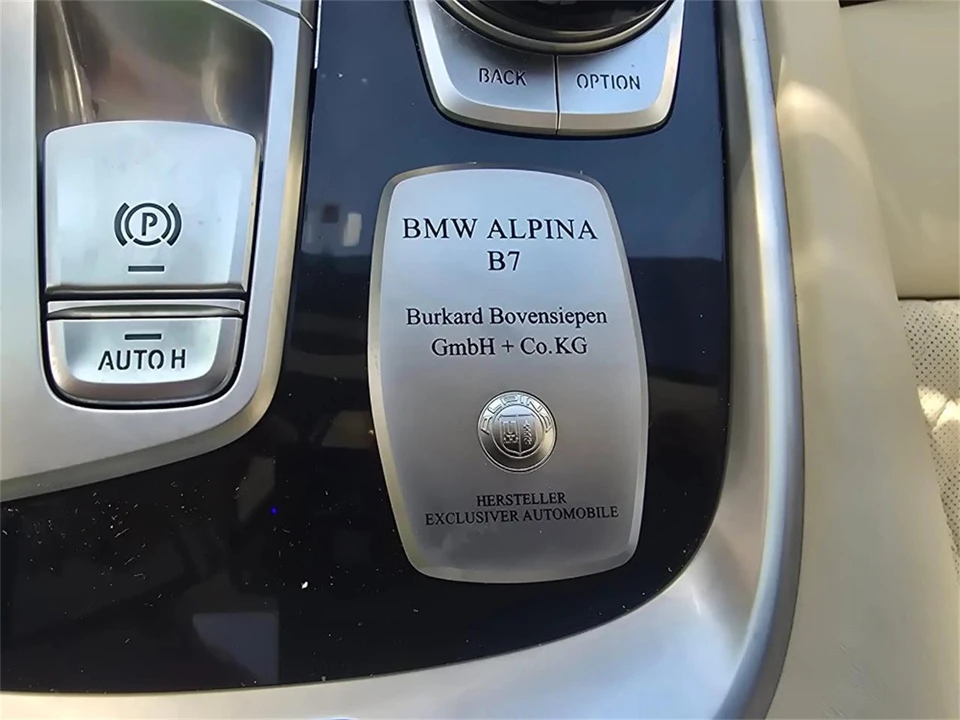 2021 BMW Alpina B7 - Image 22 of 31