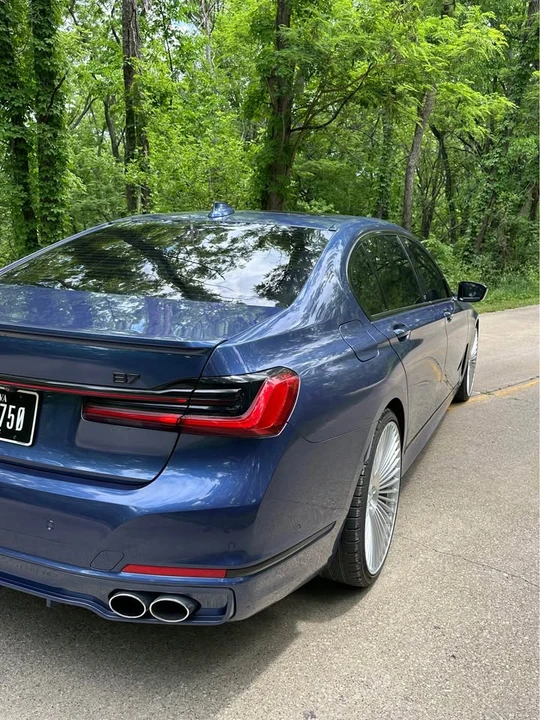 2021 BMW Alpina B7 - Image 10 of 20
