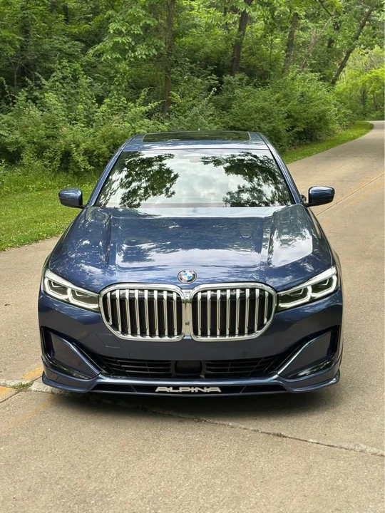 2021 BMW Alpina B7 - Image 2 of 20