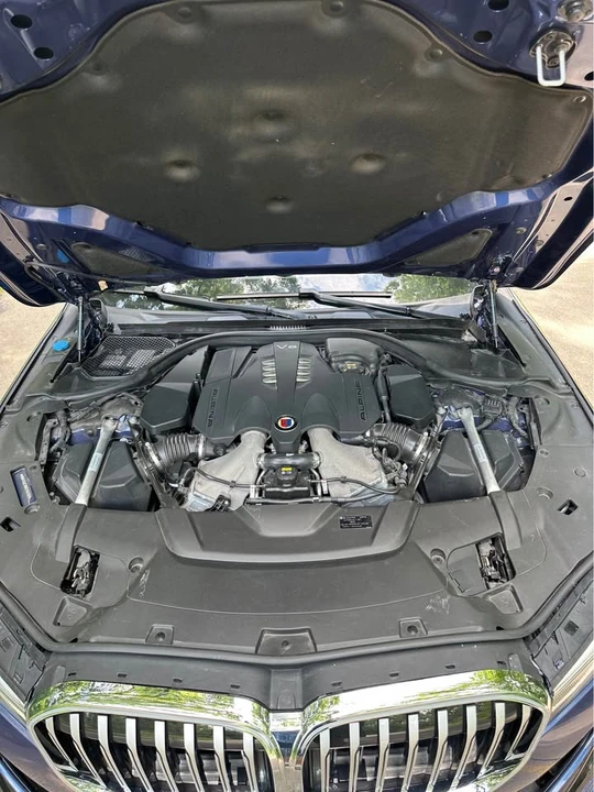 2021 BMW Alpina B7 - Image 18 of 20