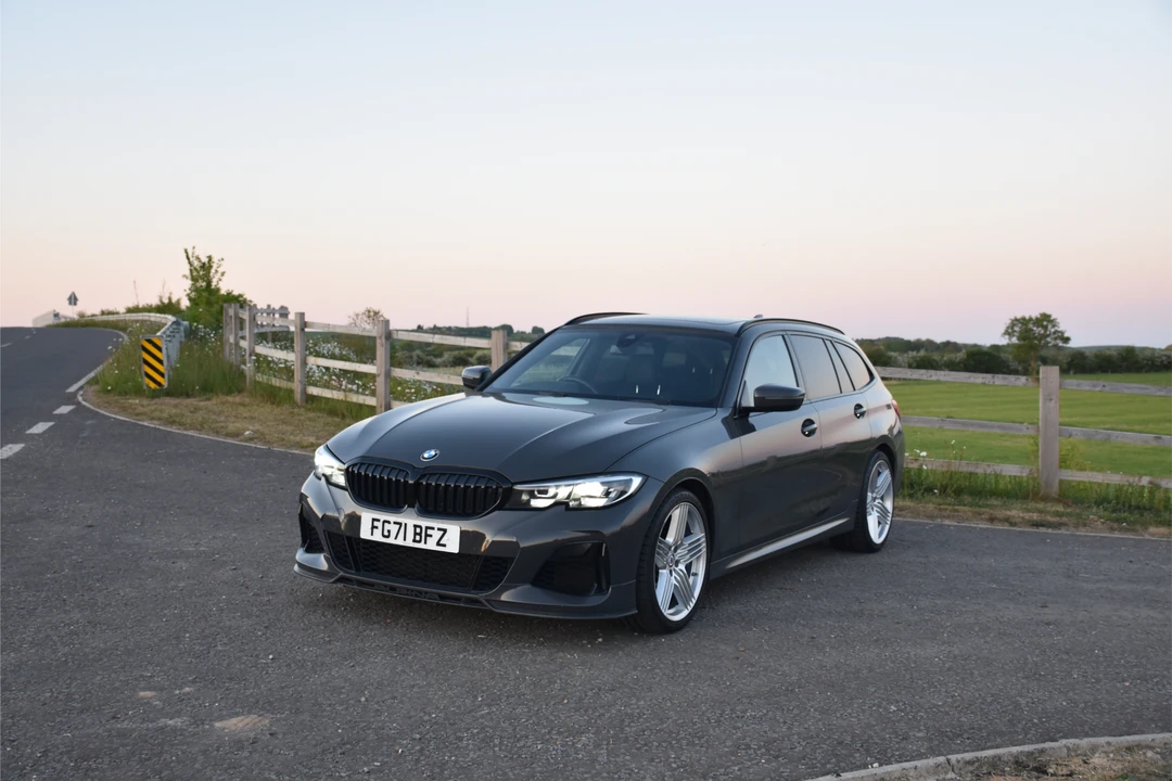 2021 BMW Alpina B3 - Image 9 of 31