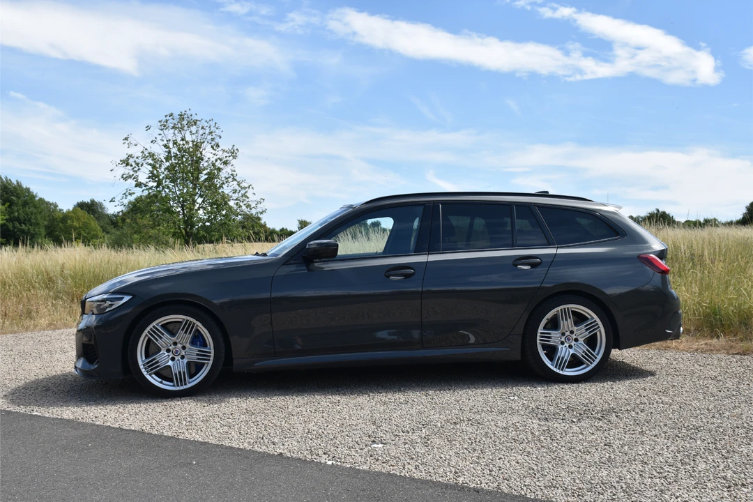 2021 BMW Alpina B3 - Image 8 of 31