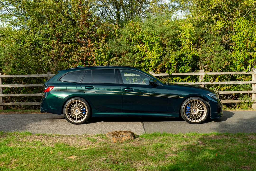 2021 BMW Alpina B3 - Image 12 of 31