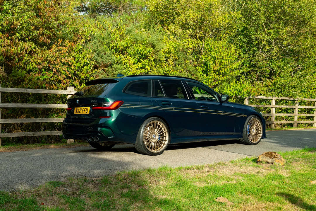 2021 BMW Alpina B3 - Image 14 of 31