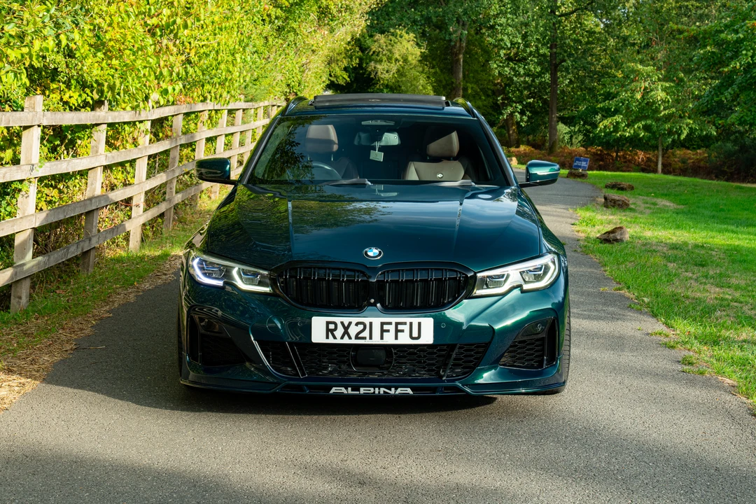 2021 BMW Alpina B3 - Image 2 of 31