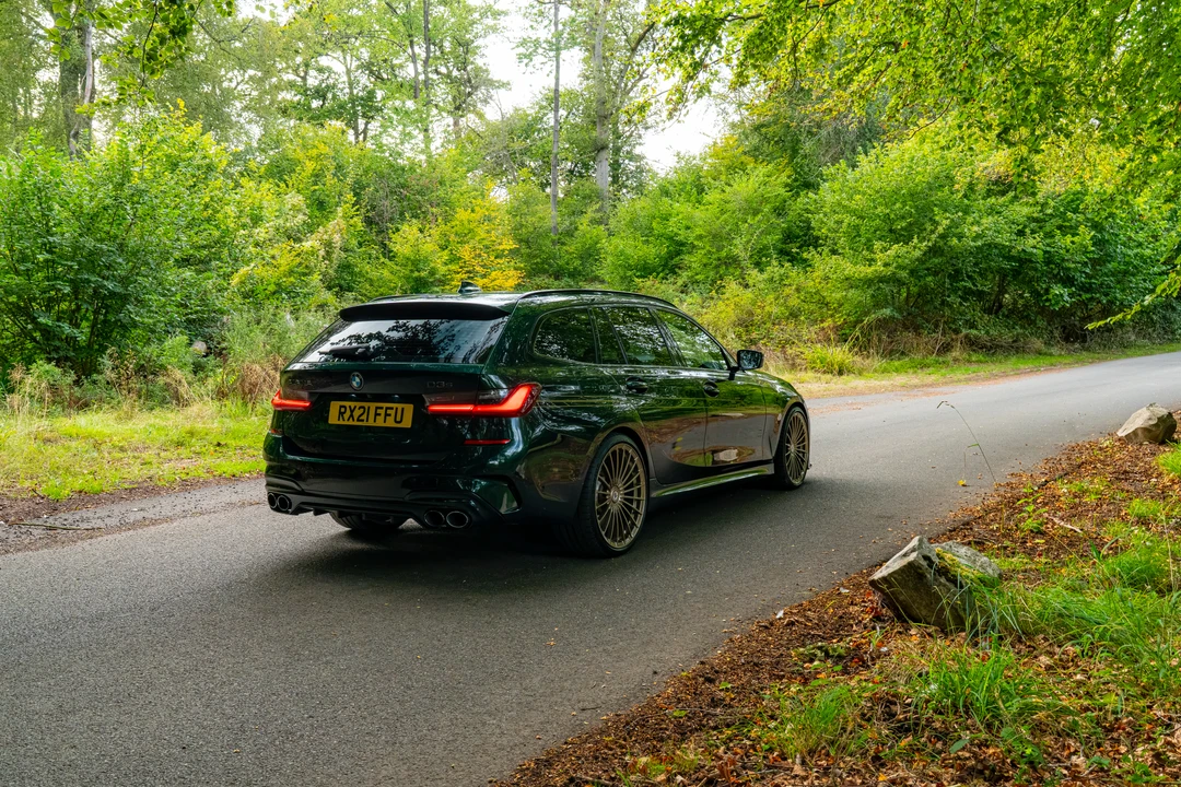 2021 BMW Alpina B3 - Image 27 of 31