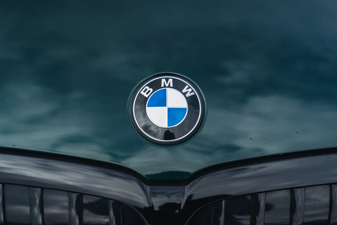 2021 BMW Alpina B3 - Image 17 of 31