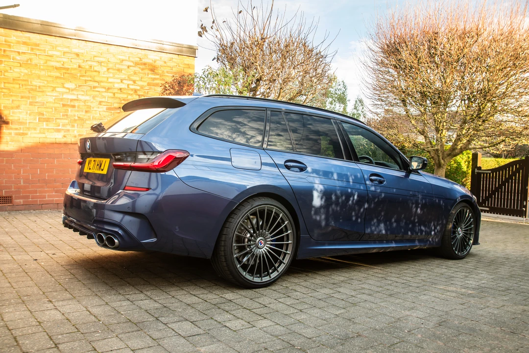 2021 BMW Alpina B3 - Image 6 of 31