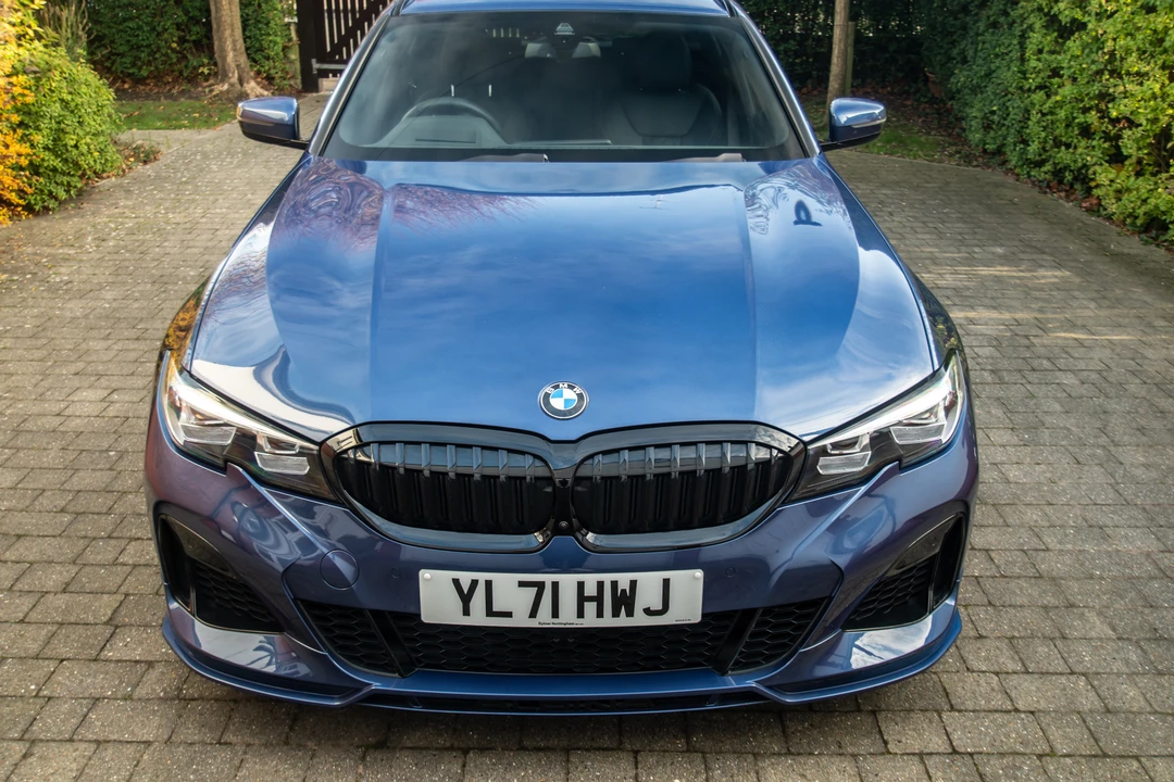2021 BMW Alpina B3 - Image 2 of 31