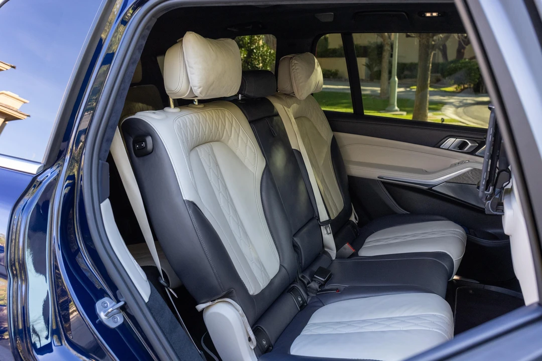 2021 BMW X7 - Image 21 of 31