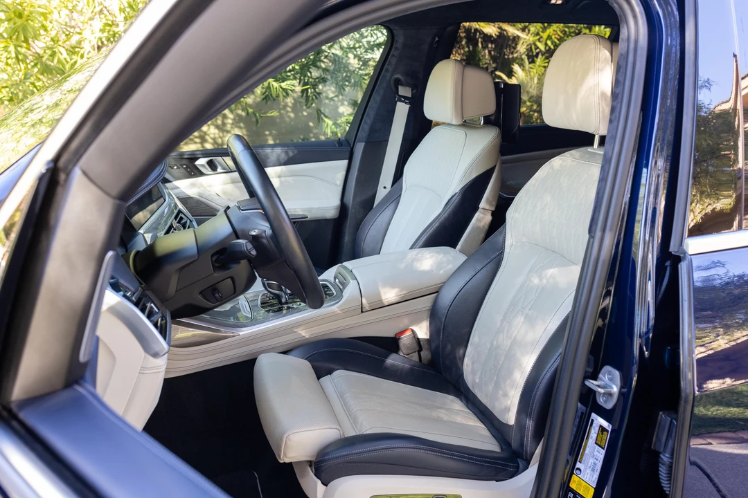 2021 BMW X7 - Image 17 of 31