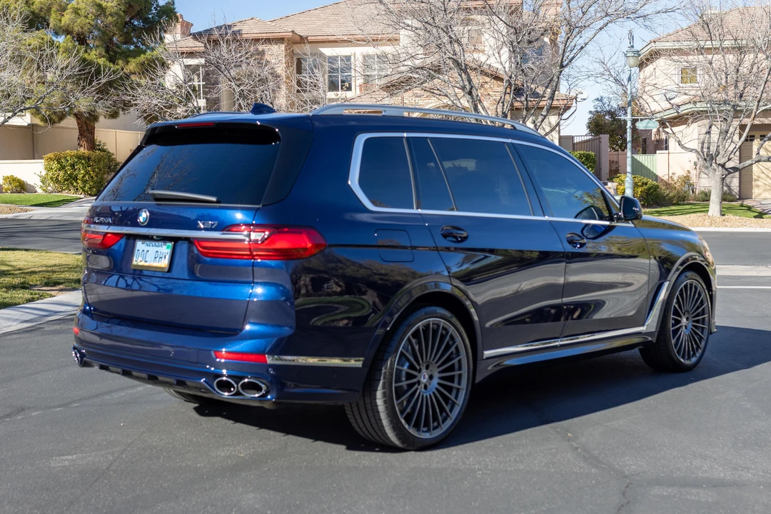 2021 BMW X7 - Image 7 of 31