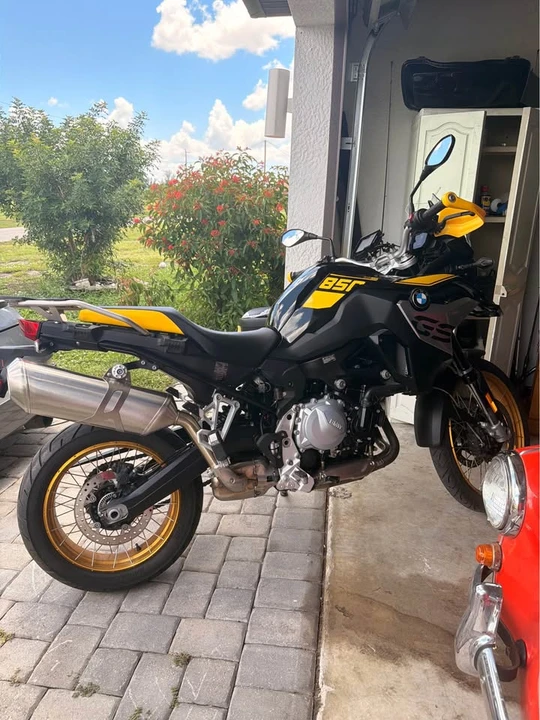 2021 BMW Motorcycles - Image 2 of 7