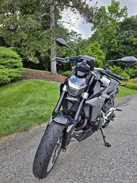 2021 BMW F900R
