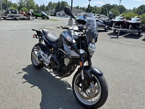 2021 BMW F900R Premium
