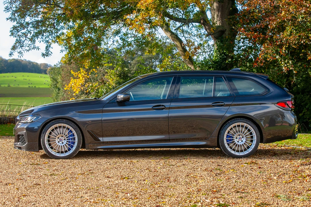 2021 BMW Alpina B5 - Image 9 of 31