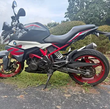 2021 BMW G310R