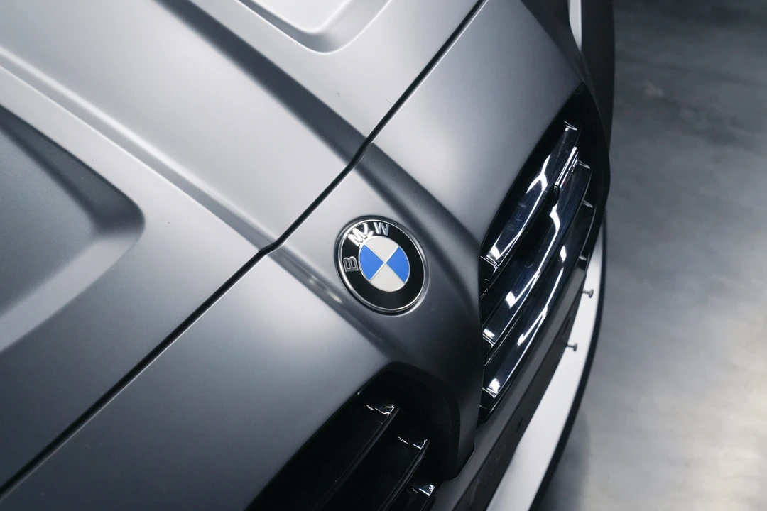 2021 BMW 3 Series - Image 14 of 31
