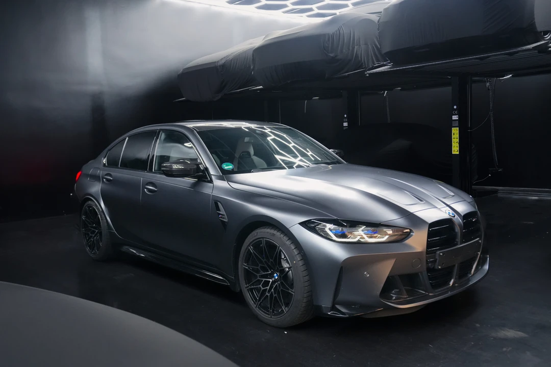 2021 BMW 3 Series - Image 7 of 31