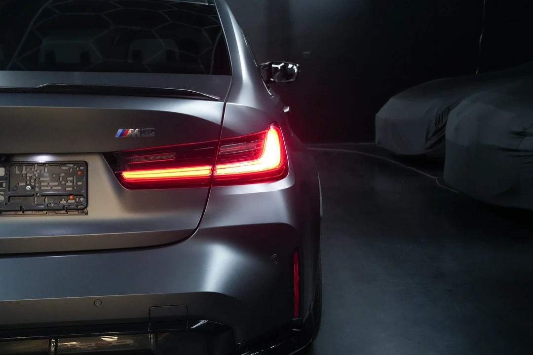 2021 BMW 3 Series - Image 22 of 31