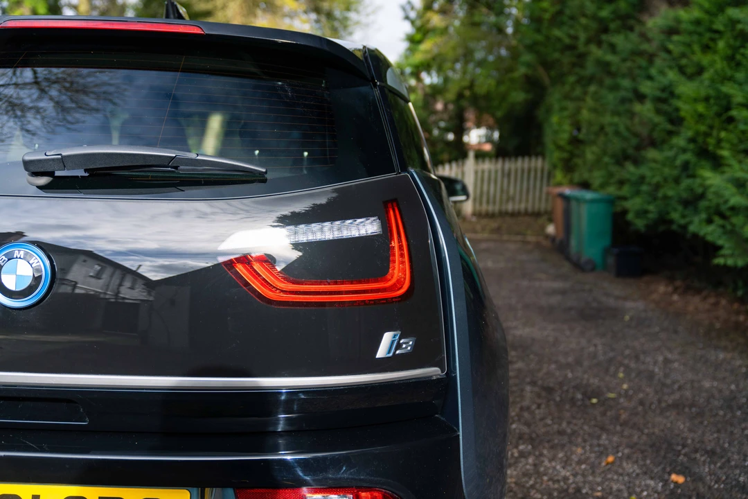 2021 BMW i3 - Image 30 of 31