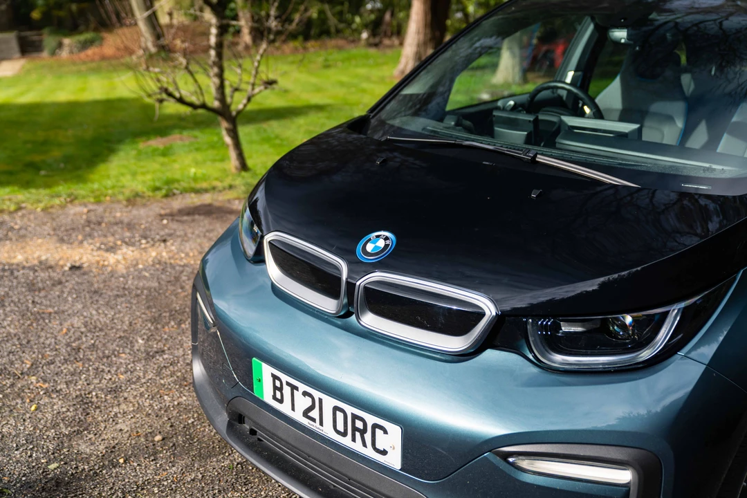 2021 BMW i3 - Image 17 of 31