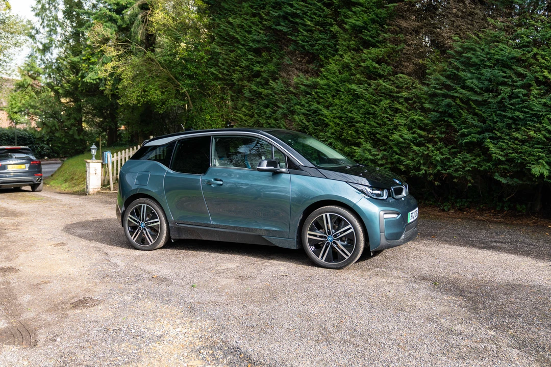 2021 BMW i3 - Image 4 of 31