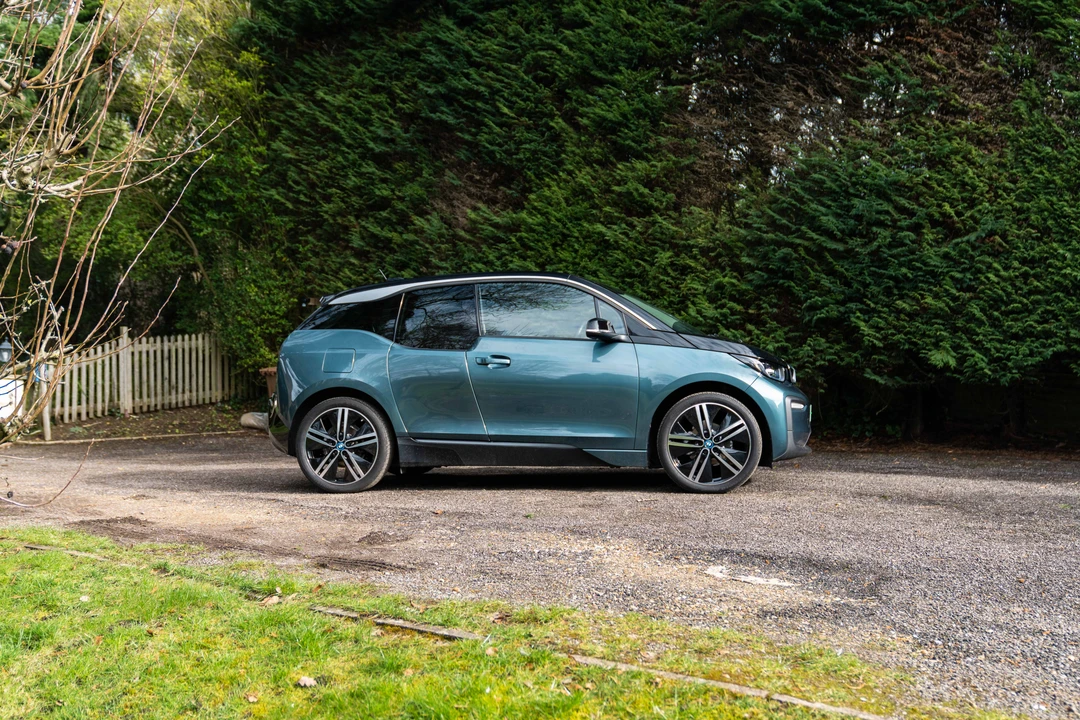 2021 BMW i3 - Image 5 of 31