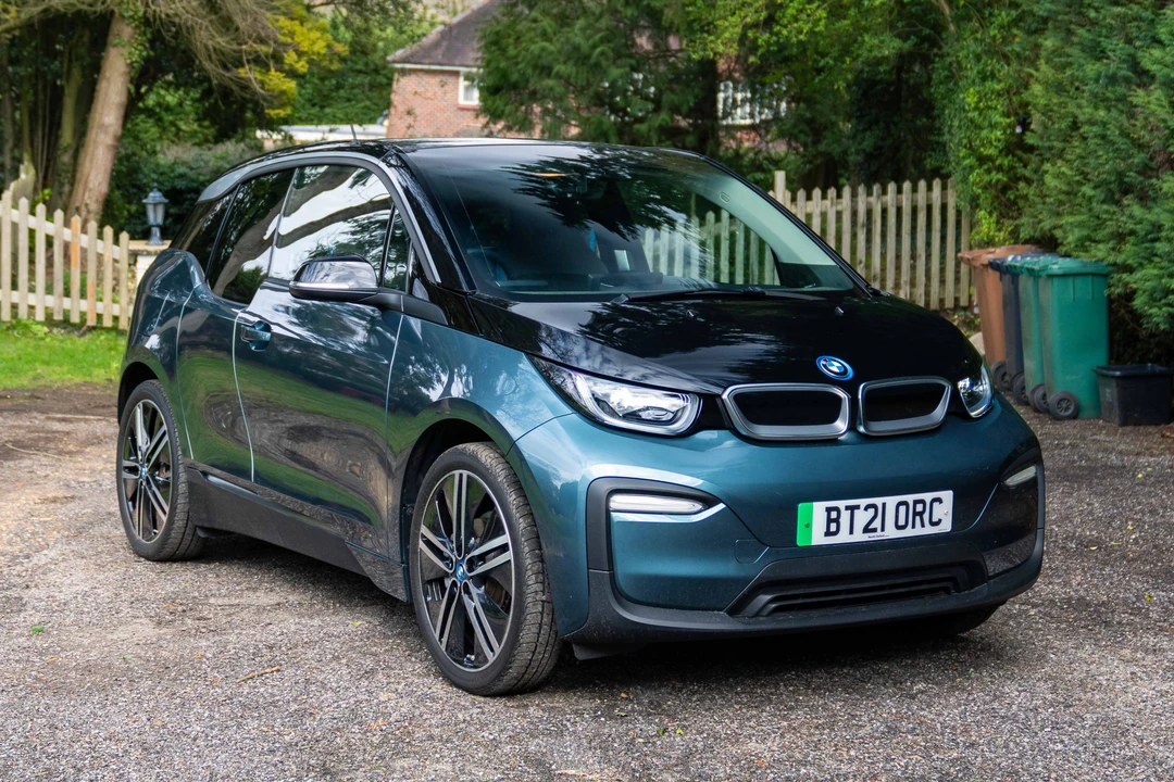 2021 BMW i3 - Image 2 of 31