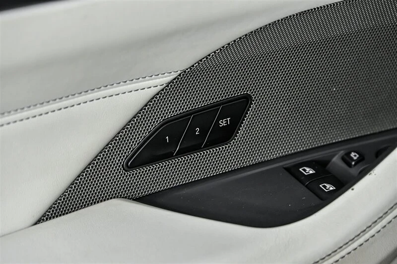 2021 BMW G82/G83 M4 - Image 15 of 31