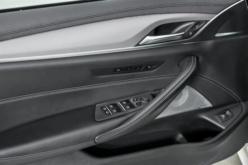 2021 BMW F90 M5 - Image 18 of 21