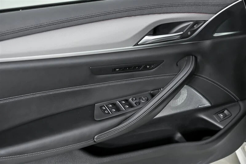 2021 BMW F90 M5 - Image 18 of 21