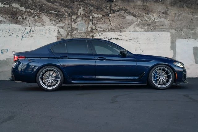 2021 BMW G30 M550i & M550d Sedan - Image 13 of 21