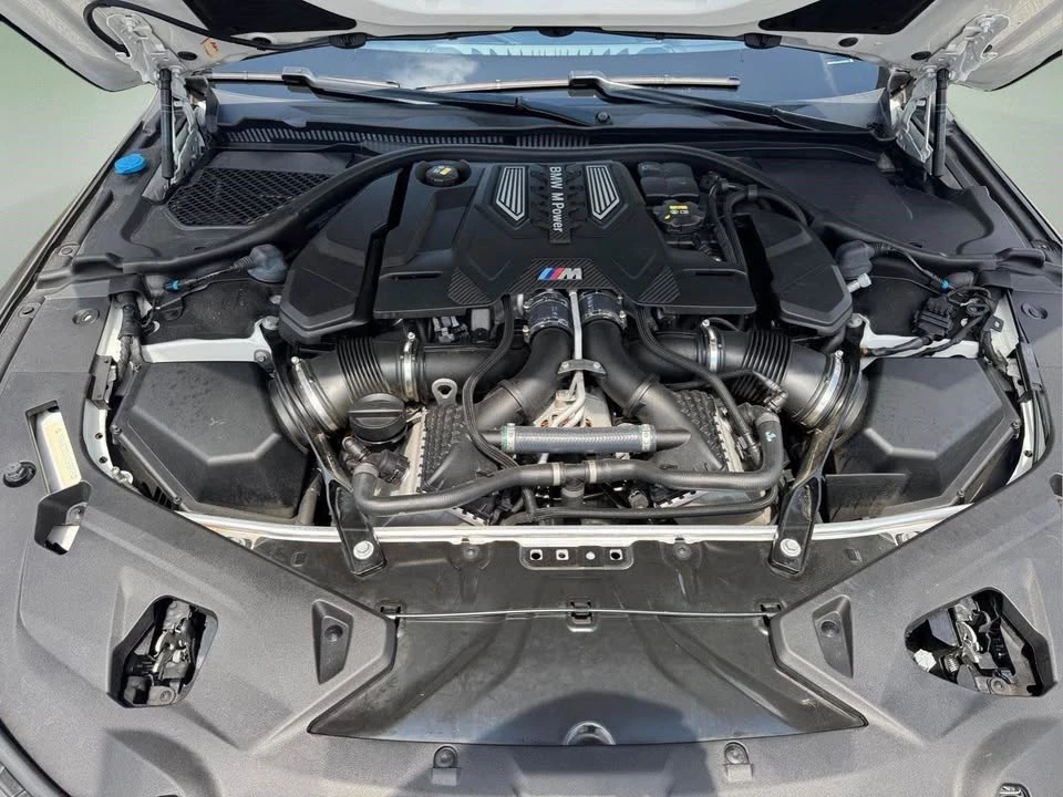 2021 BMW M8 - Image 9 of 13