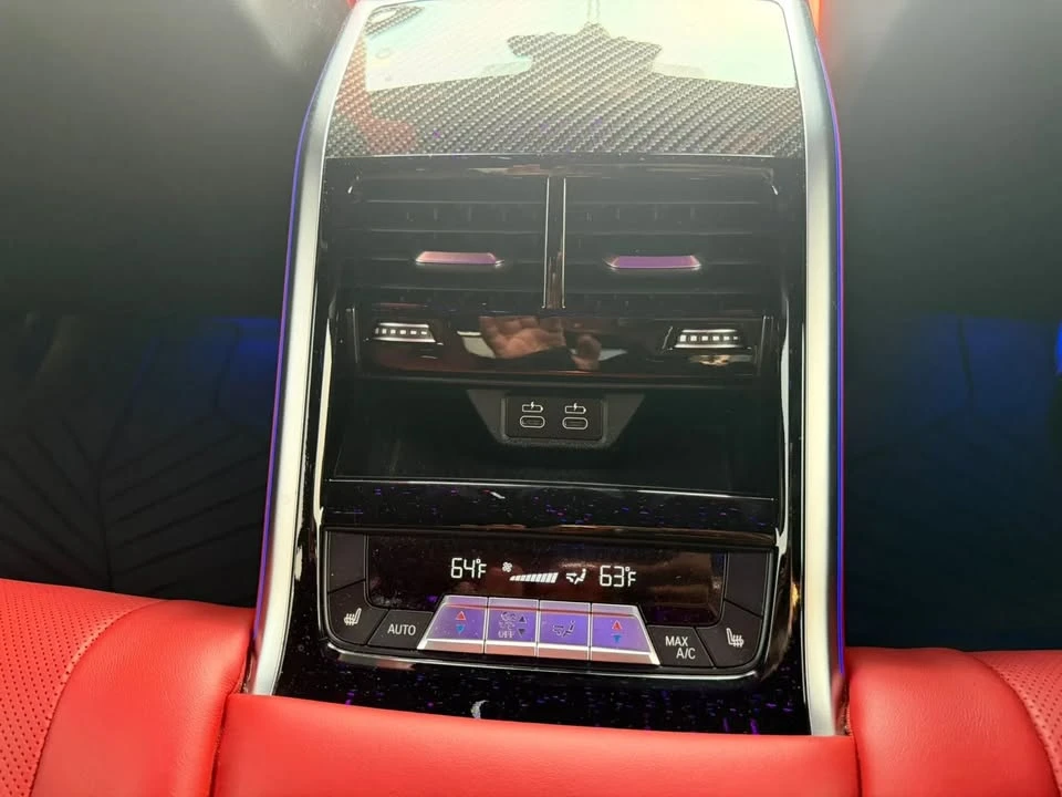 2021 BMW M8 - Image 17 of 20