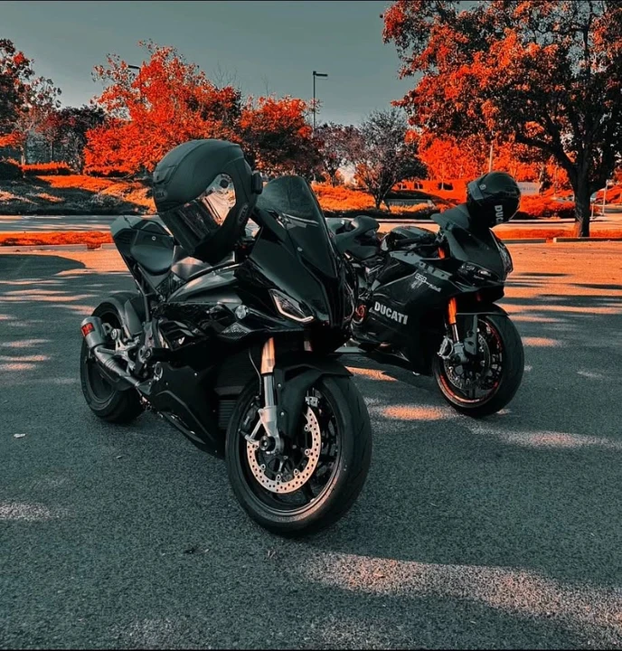 2021 BMW S1000 - Image 9 of 9